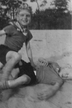 Chiro Achel 1960 Bivak Kasterlee  Rene Winters en Benny Claes