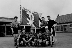 Chiro Achel 1962 knapen kern speelplaats jongensschool